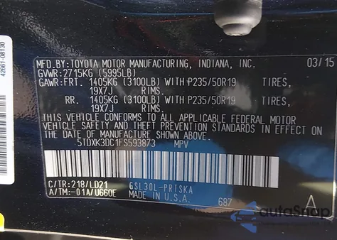 2015 Toyota Sienna Se Premium 8 Passenger z USA, uszkodzony, nr VIN 5TDXK3DC1FS593873